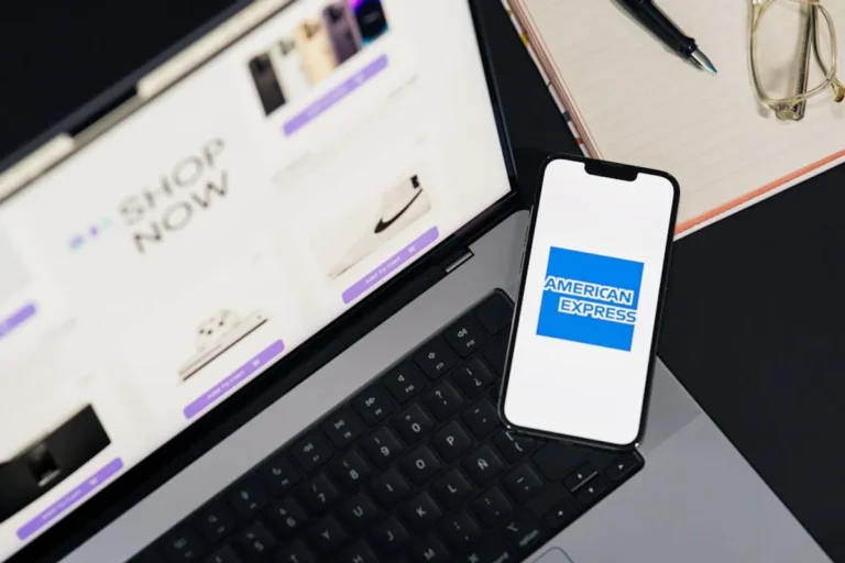 Commerce History: How Online Shopping Changed Retail