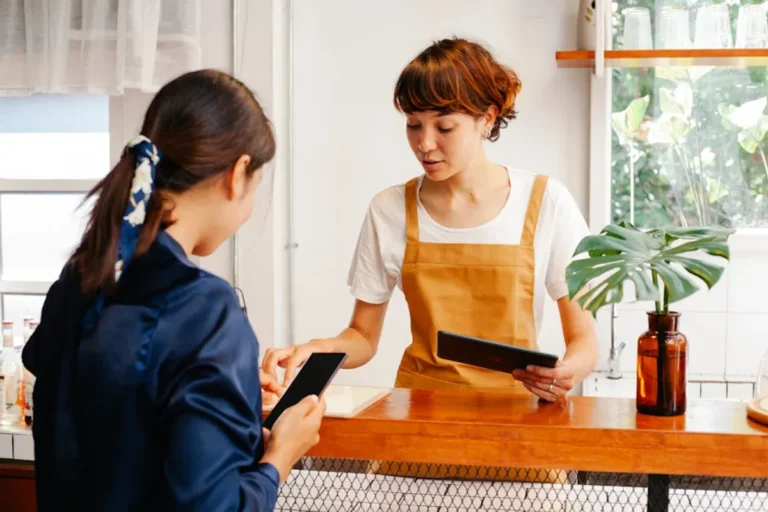 Customer Retention Strategies for Online Shops