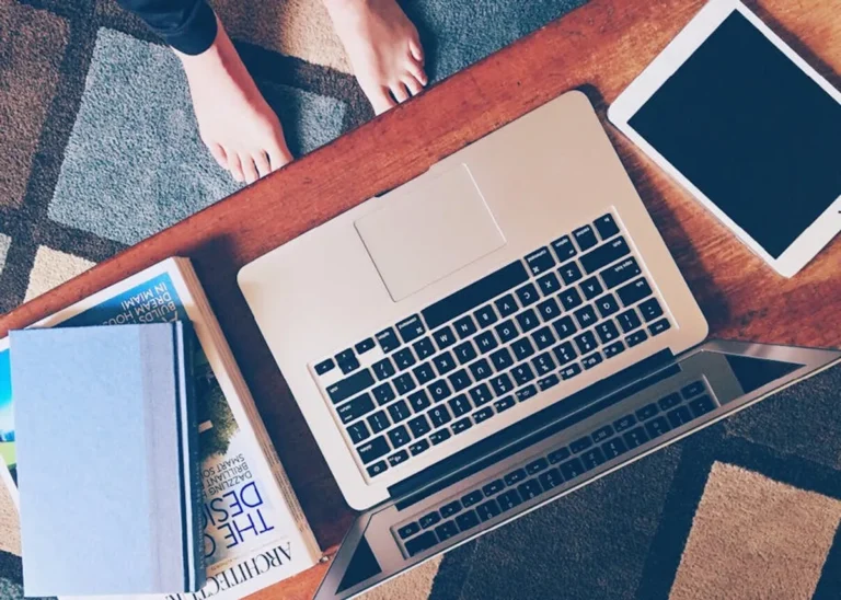 How Much Do Feet Pics Sell For? Market Guide