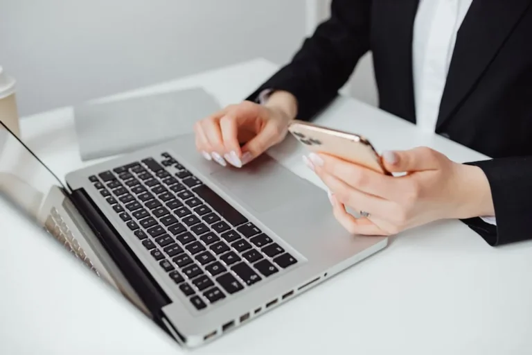 How to Choose Products to Sell Online