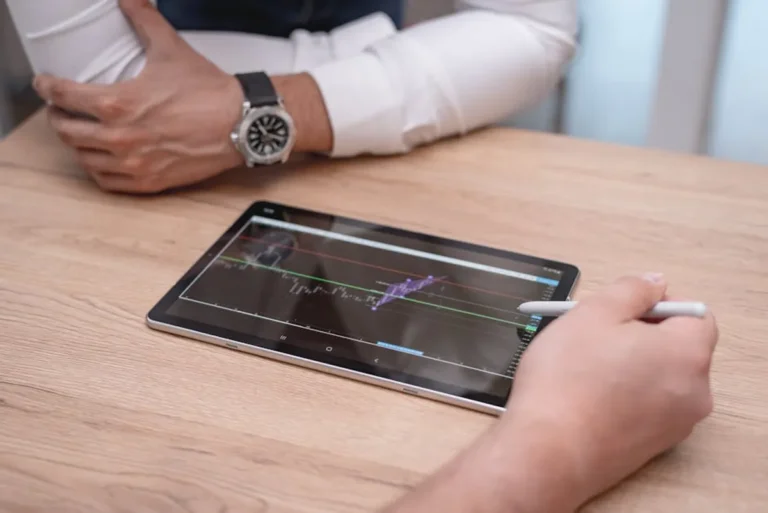 Real-time analytics platforms: SEO Meaning, Use Cases, and Better Alternatives