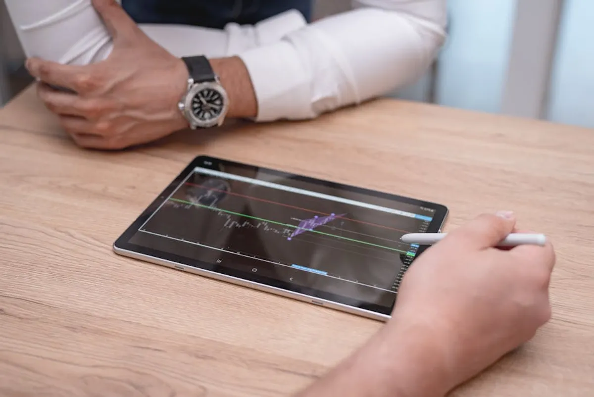 Real-time analytics platforms: SEO Meaning, Use Cases, and Better Alternatives