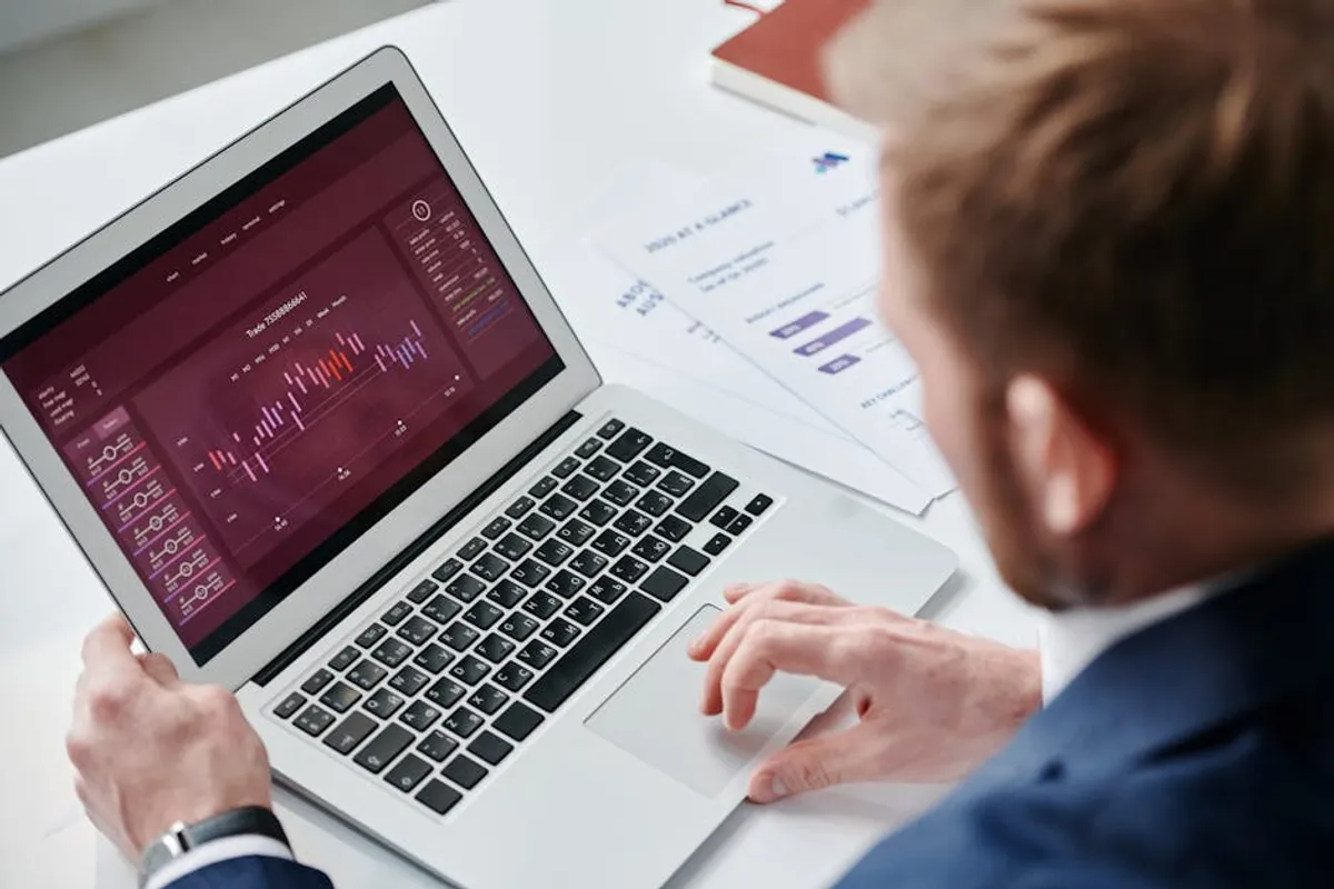 redeepseek.com Search Intent: What online retailers Can Learn From Niche Brand Searches