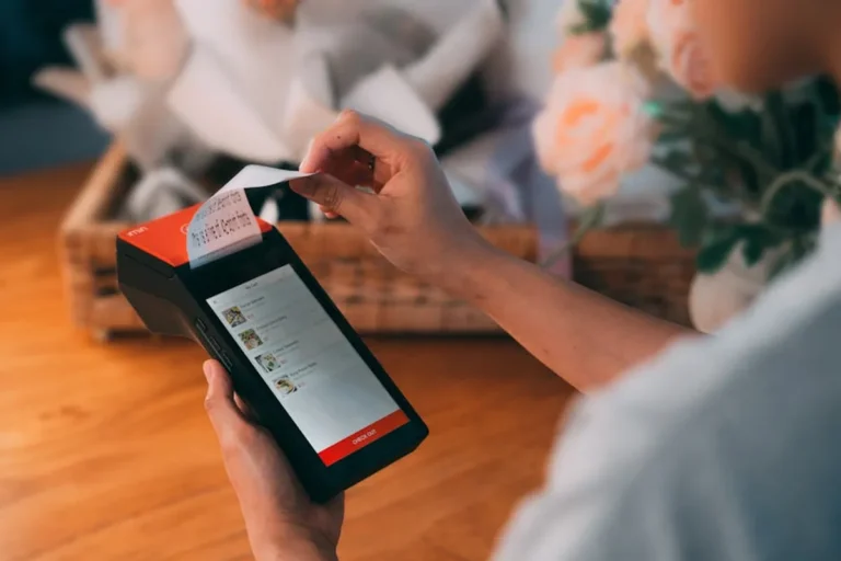 Retail Evolution Timeline and Key Lessons