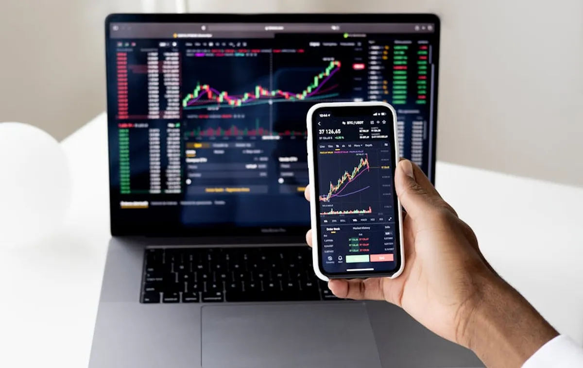 Solana price prediction: Market Outlook, Risks, and Key Things to Watch